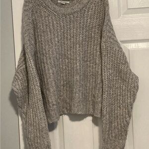 American Eagle women’s sweater